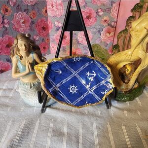 DECOUPAGE ANCHORS & STEERING WHEEL OYSTER SHELL